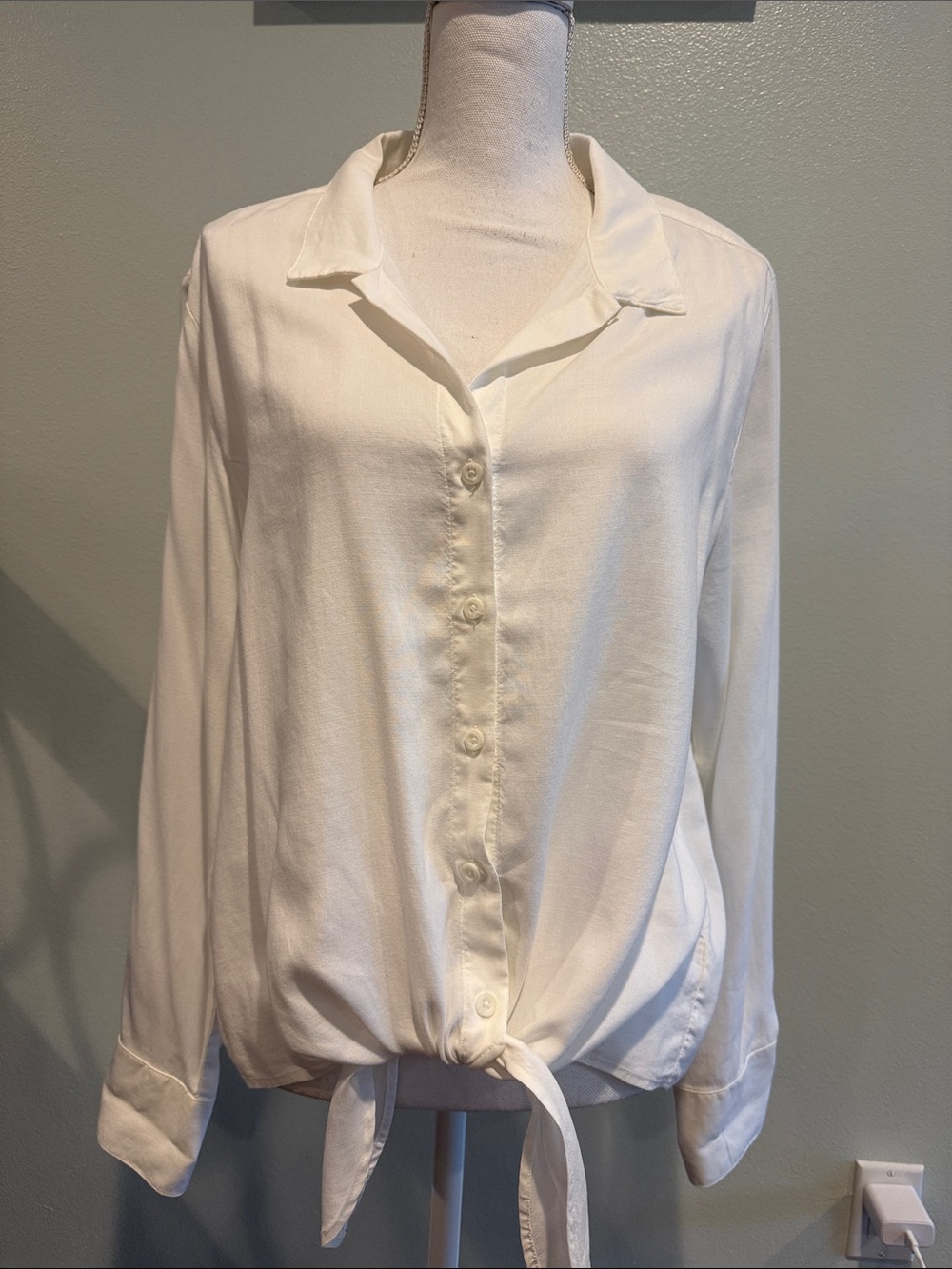 NWOT CLOTH & STONE PTP 22 Classic White Button-Front Tie-Hem Women's Blouse